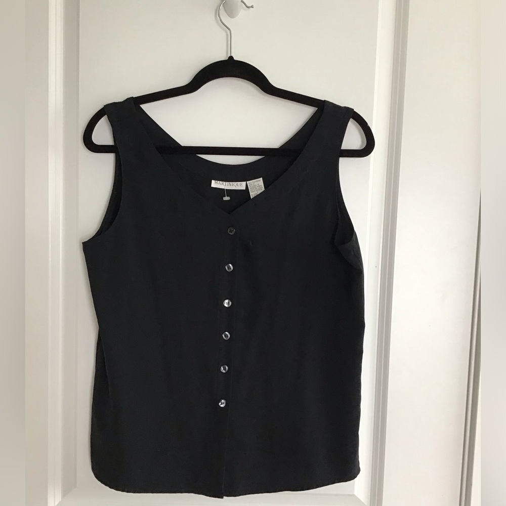Martinique women's black sleeveless button front top,‎ Size: M